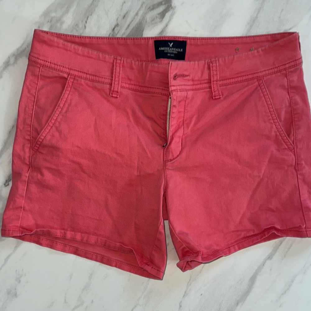 American Eagle Outfitters Pink Bermuda Shorts Casual Style